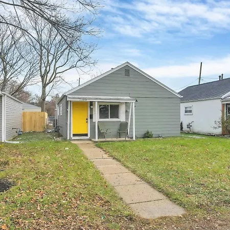Housepitality - The Southern Orchards Cottage